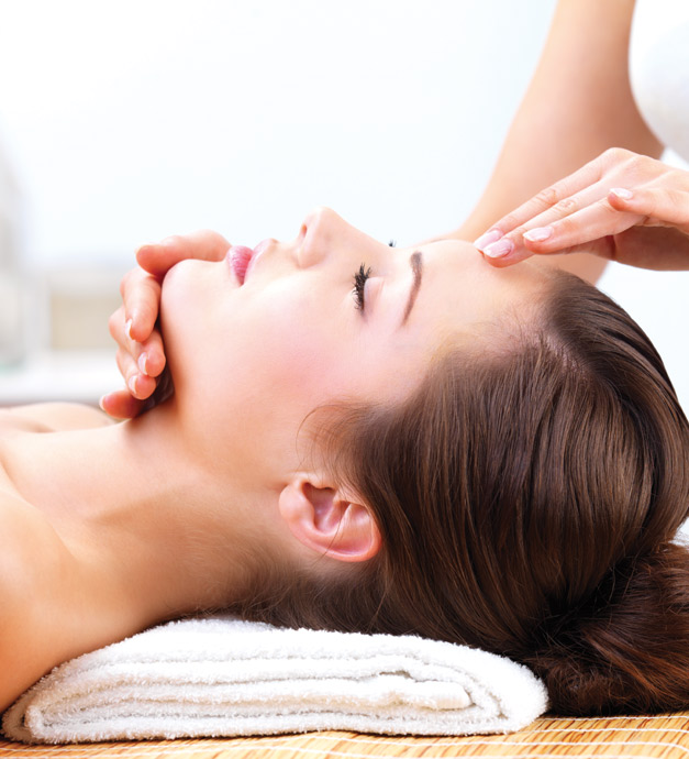 Les conseils et astuces pour révéler la beauté de votre peau